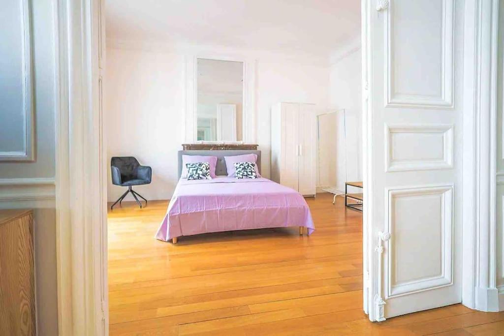 Appartement Avenue Des Champs-elysees, D'exception Parijs